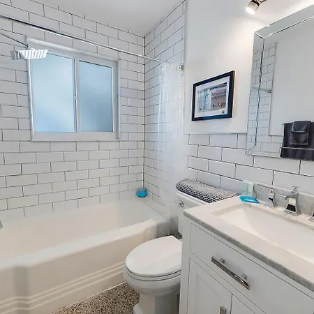 Beautiful 1 Bedroom Steps To The Beach! West Palm Beach Extérieur photo