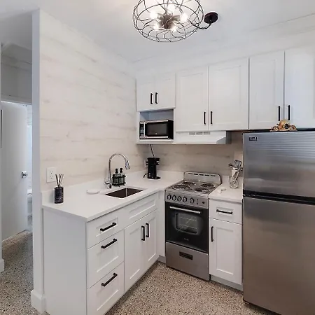 Beautiful 1 Bedroom Steps To The Beach! West Palm Beach Extérieur photo